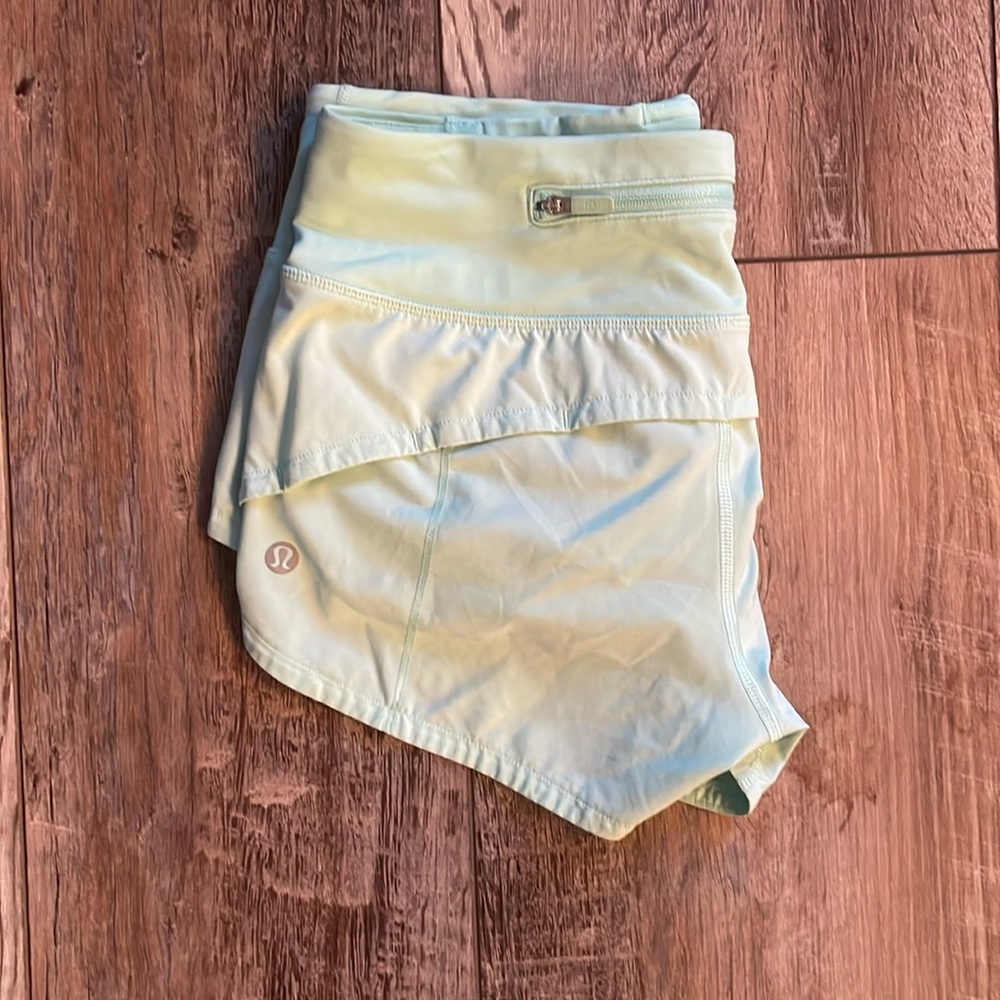 Lululemon Speed Up Low-Rise Lined Short 2.5”